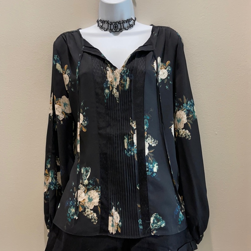 White Black Market lace insert blouse